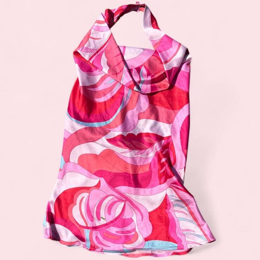 Vibrant pink and red abstract